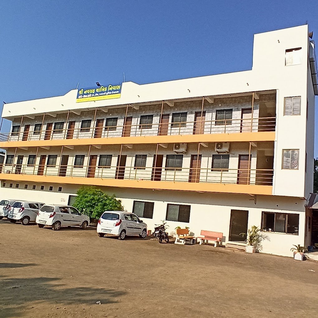 chotila -  shri navgrah yatrik niwas
